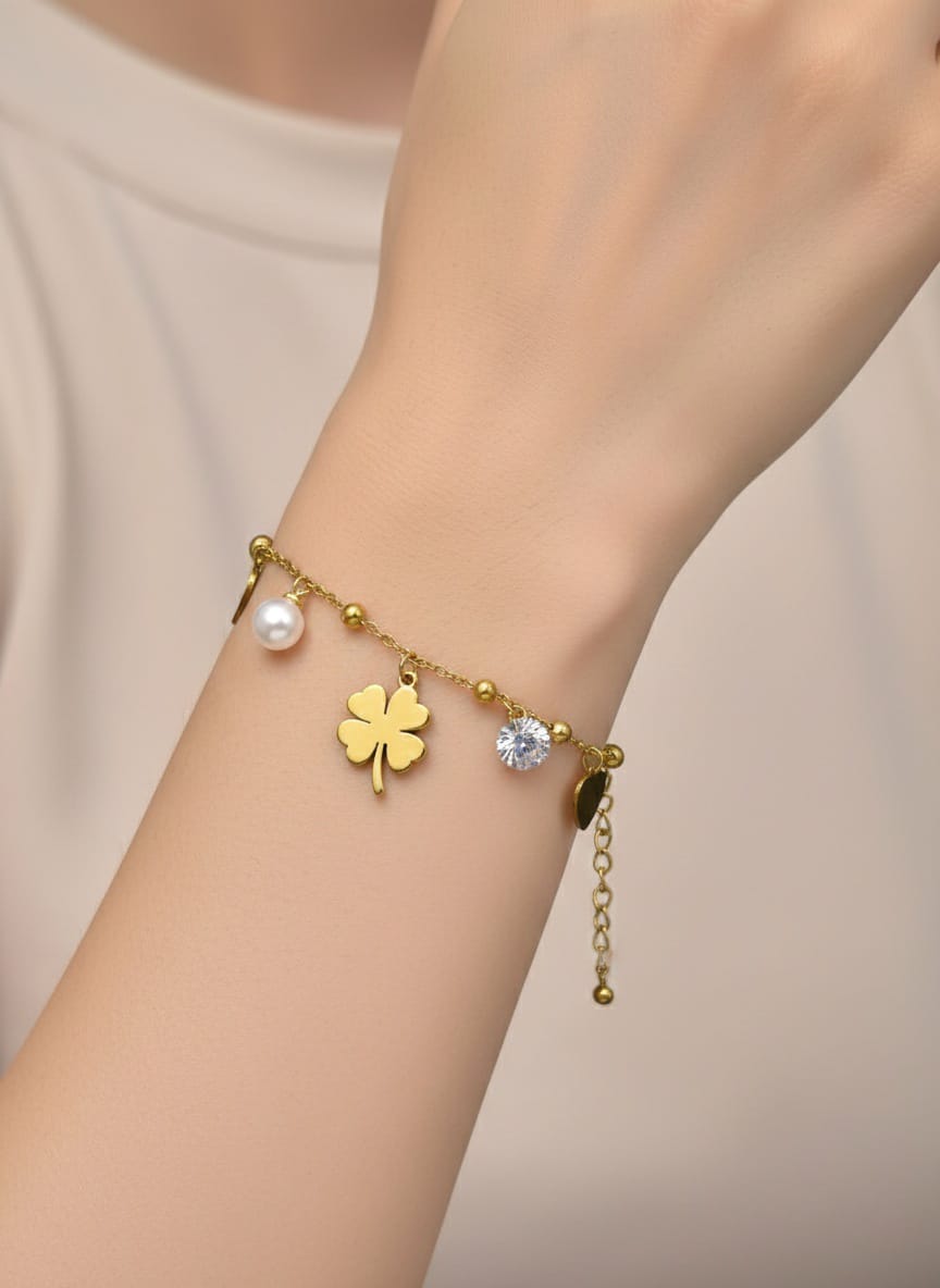 Bi-Takı | Yonca ve İnci Detaylı Bileklik