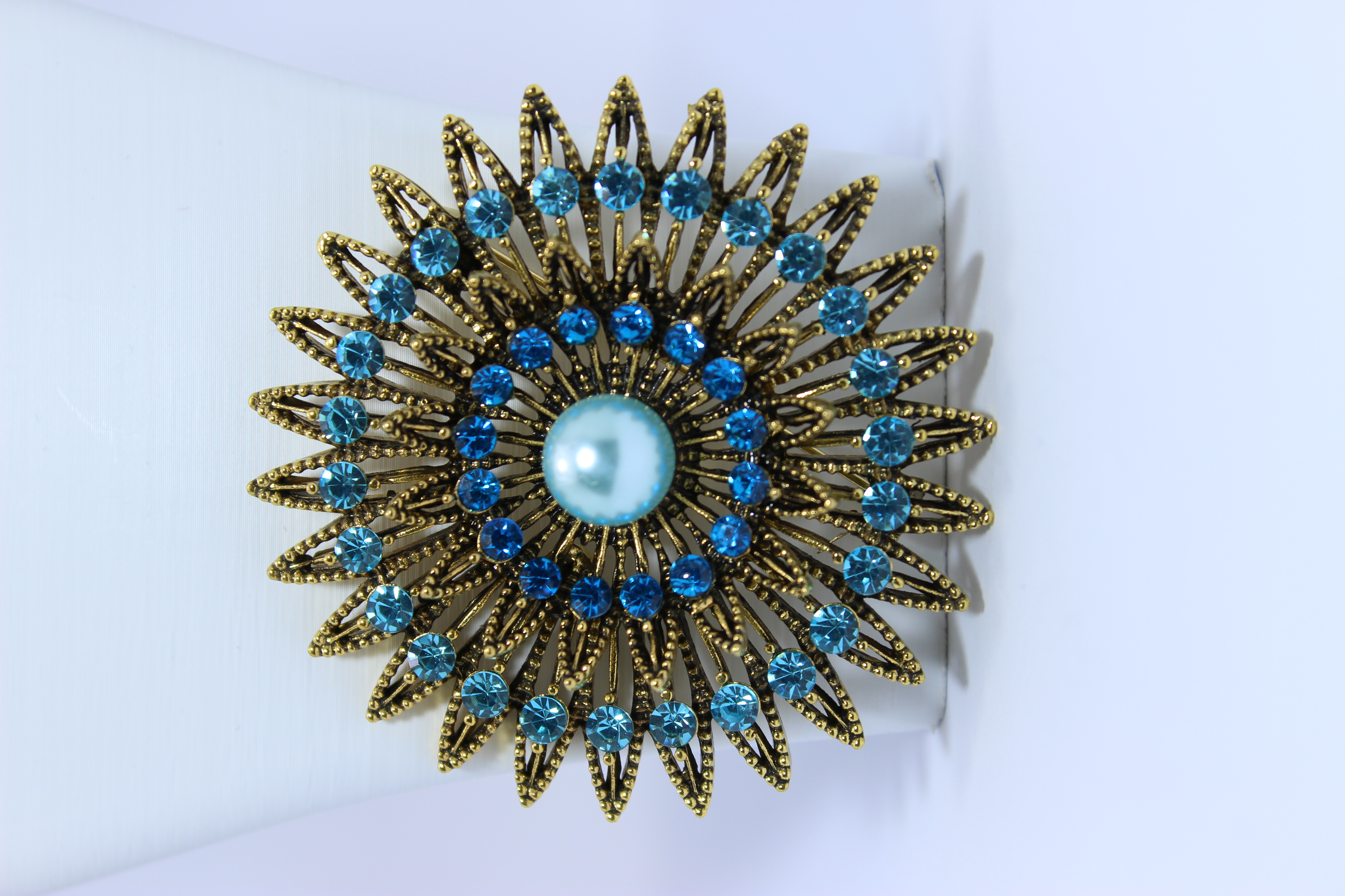 ​Bi-Takı | Mistik Güneş & Ay Işığı Broş